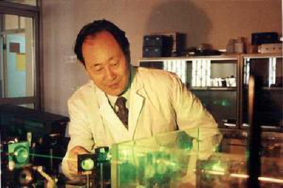 全屏顯示專題章節 探索自然科學研究和試驗發展的前沿